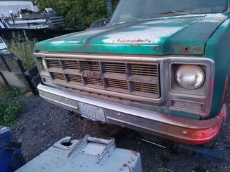 1973 to 1980 GMC and Chevy c10 c20 c30 truck parts