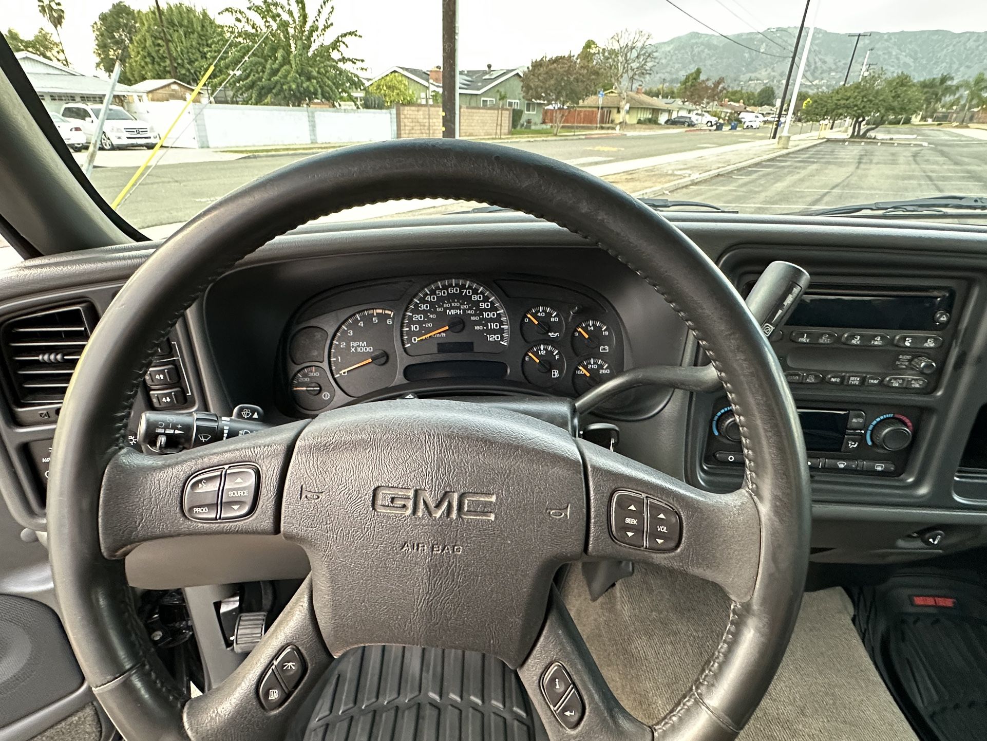 2005 gmc 2500hd 4x4 truck 8 1 liter for sale in san dimas ca offerup