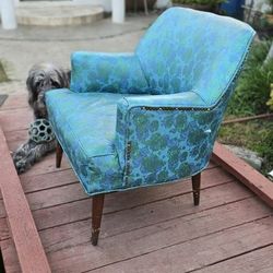 Mid Century Lounge Chair 