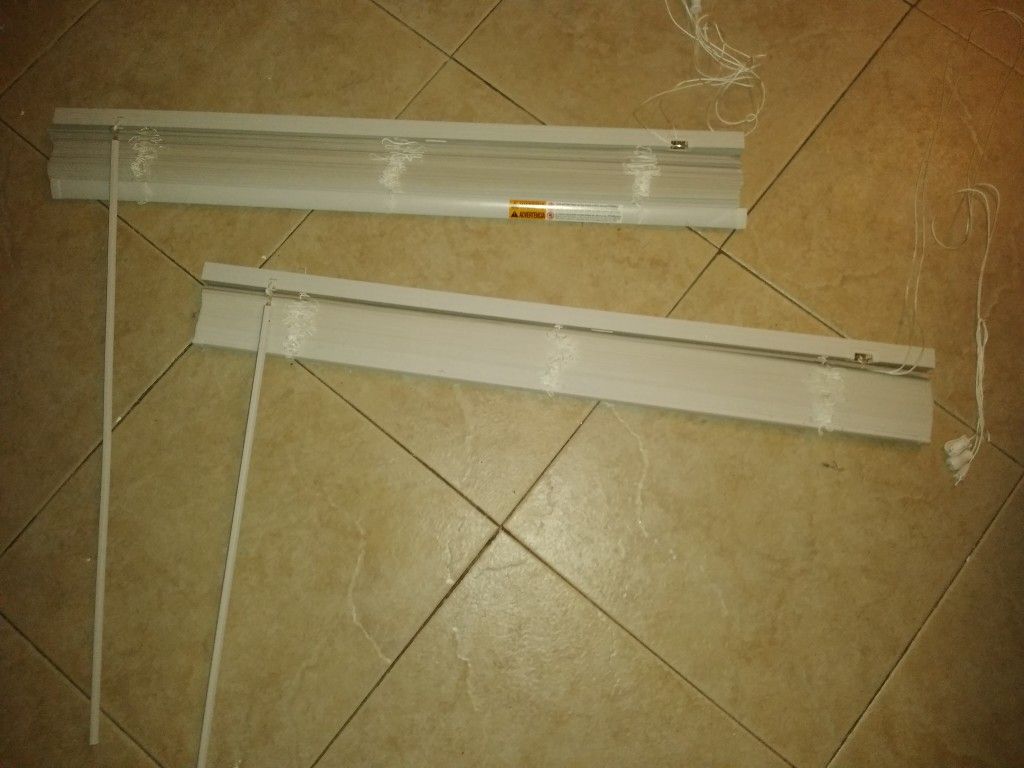 3ft wide blinds- brand new