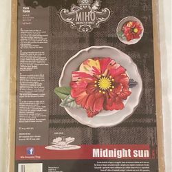 MIHO Unexpected Things Midnight Sun flower sculpture art kit plate home decor 