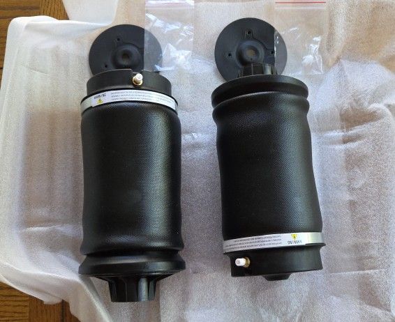 New Mercedes Benz Rear Air Spring Suspension