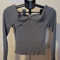 H&M Divided Gray Long Sleeve Top - Size M (0347)