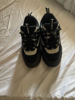 B22 Dior size 9 black