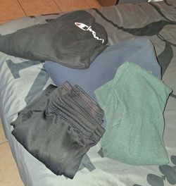 FREE bathroom stuff n clothes medium n large