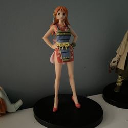 Nami Anime Figure