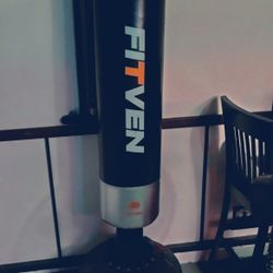 punching/kick bag w/ 2 sets of punching gloves