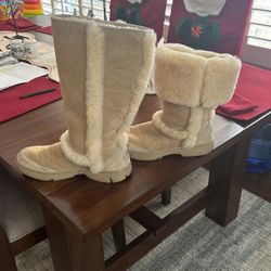 Tall, UGG boots you can also wear them low
