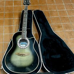 Ovation Celebrity With Hard Case 