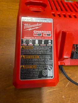 Genuine Milwaukee Model 48-59-1812 M12/M18 Lithium-Ion Battery Charger.