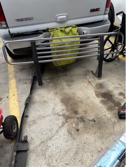 Grille guard