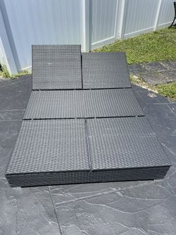 Adjustable Full/Queen Outdoor Lounge Tanning Bed Frame