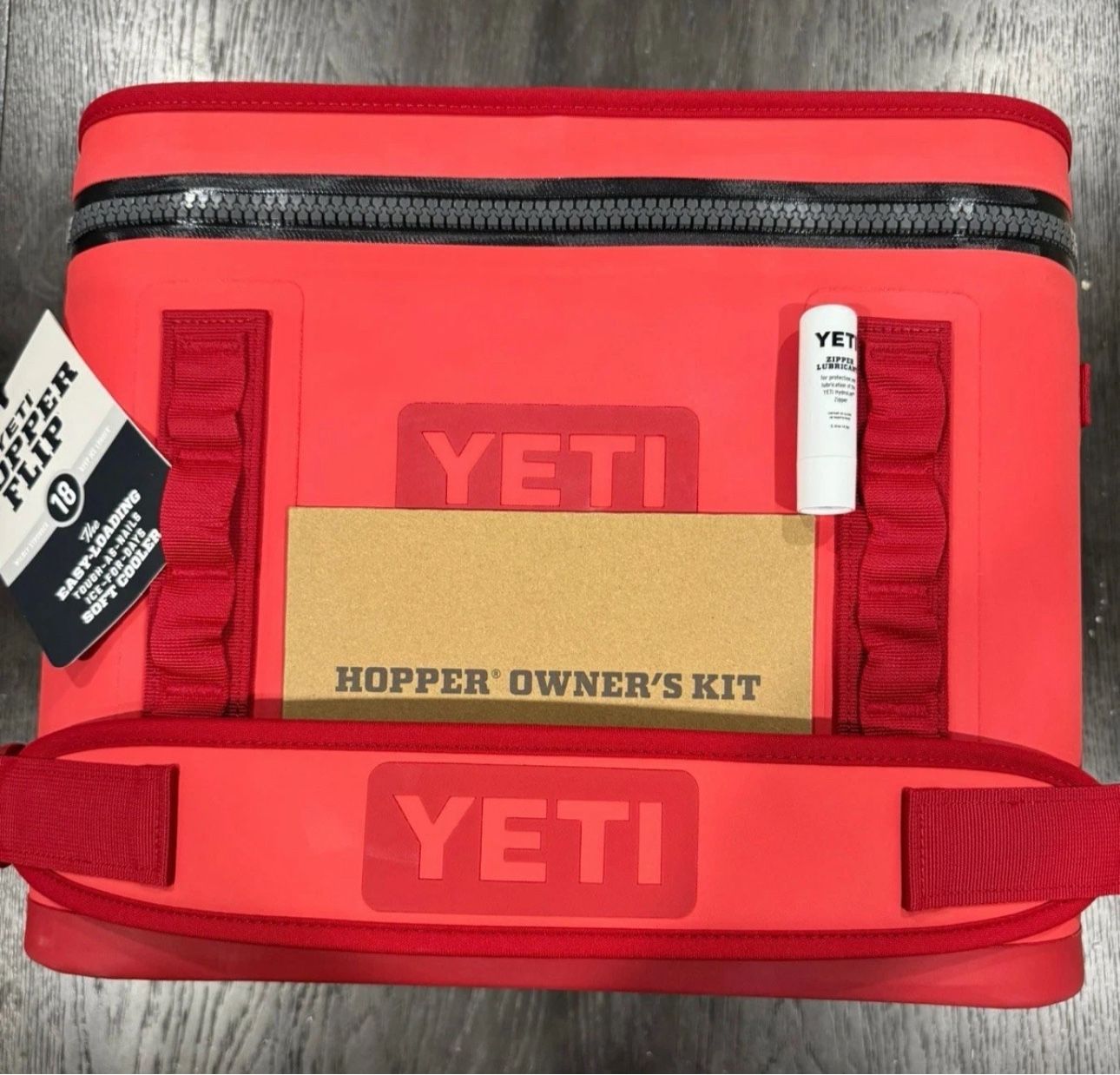 New YETI Hopper Flip 18 Portable Soft Cooler Rescue Red Model YHOPFLIP18