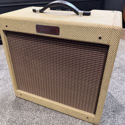 Fender Pro Jr Combo Amp