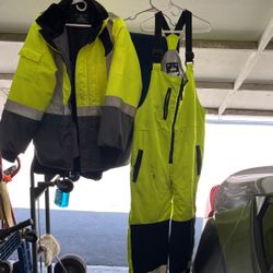 RefigiWear Jacket And Bibs Size Large. .
