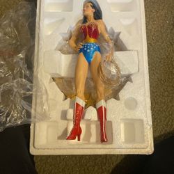 Wonder Woman Statue Limited DC