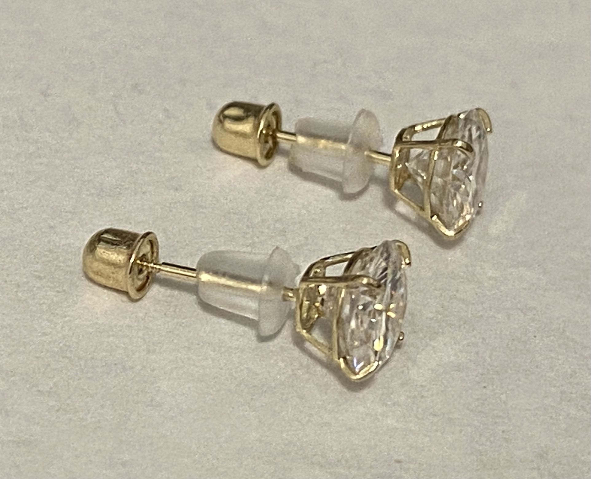 14k Moissanite Erring’s 