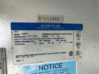  Mobile Food Cart – Water Tanks, Sink & Fridge 