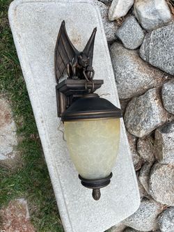 Sconce light