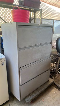 Gabinete 3 ft x 52" de alto