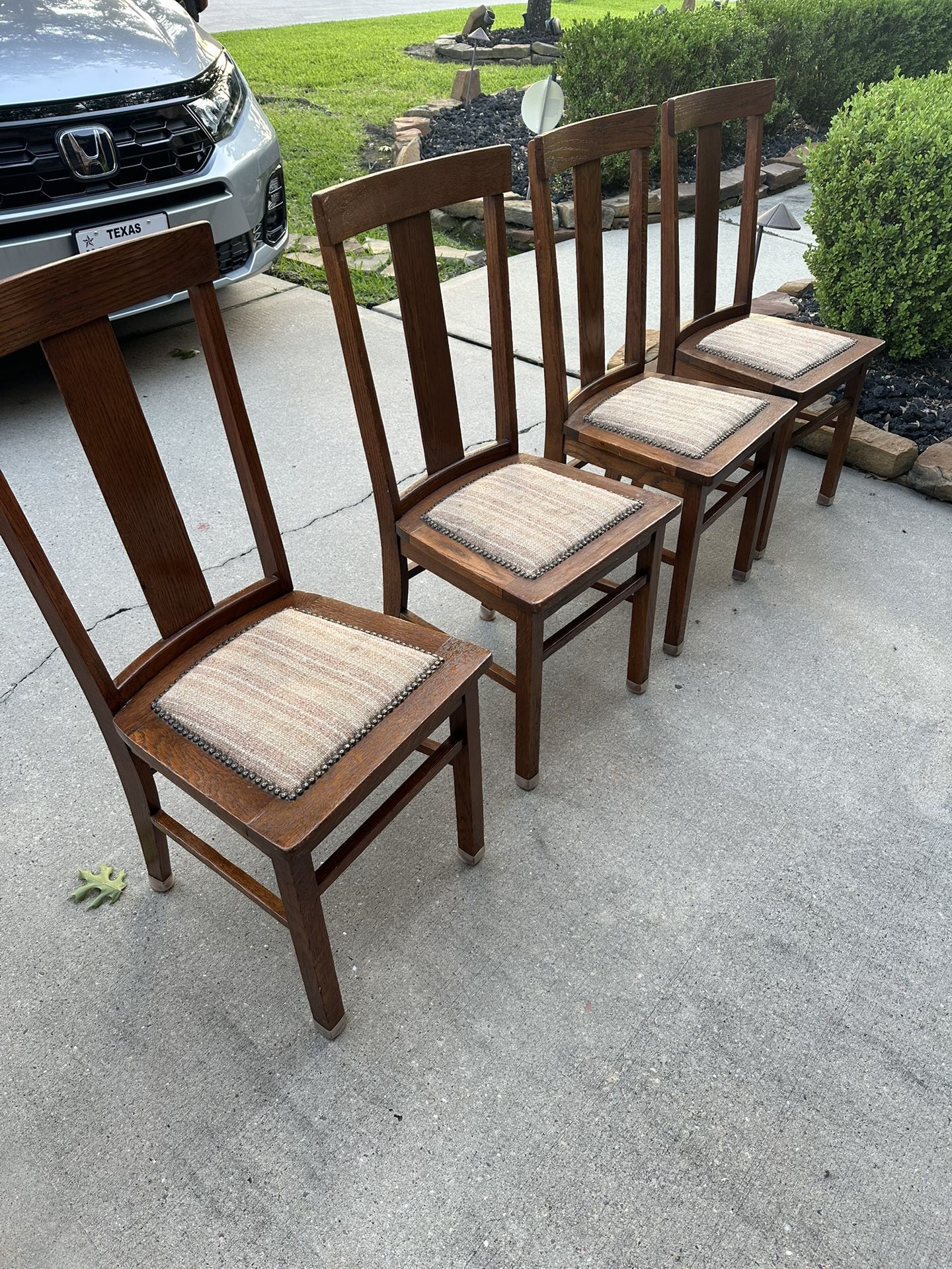 4 Antique Oak Chairs