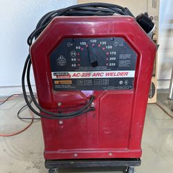 AC-225 Arch welder