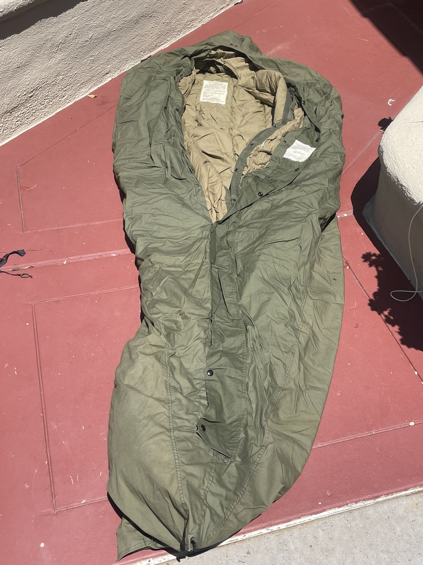 Vintage US Army 1953 M-1949 Arctic Mountain sleeping Bag Feather Filled