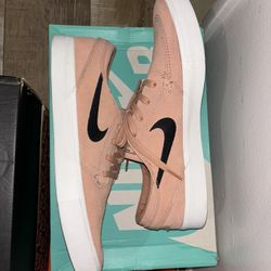 Nike janoski rose hot sale