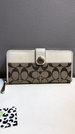 Coach off white leather interior monogram brown canvas bifold wallet