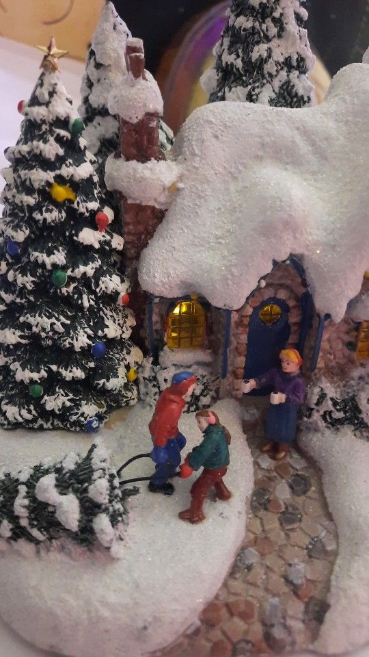 Thomas Kinkade 2015 Tele Flora House Country Christmas Homecoming Light Up