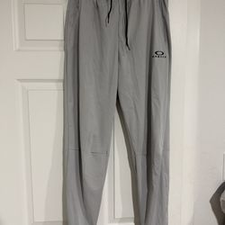 Oakley Women Pants Size L