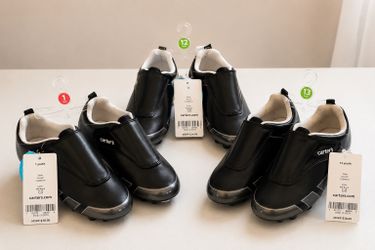 ⚽ Zapatos de Fútbol Carter’s para Niño – ¡Como Nuevos! (Sin Usar) – Tallas 1, 12 y 13 – $17 c/par o llévate los 3 por $40