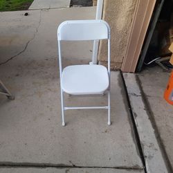 Folding Chairs 