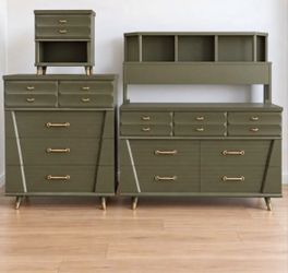 Vintage Queen MCM Bedroom Set