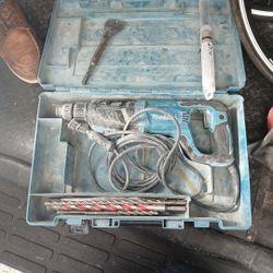 Makita HR2641 Rotary Hammer