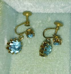 Vintage Clip On Earrings