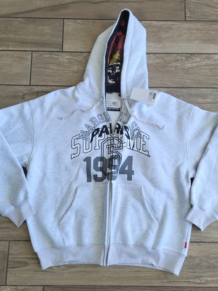 mm6 X Supreme Hoodie