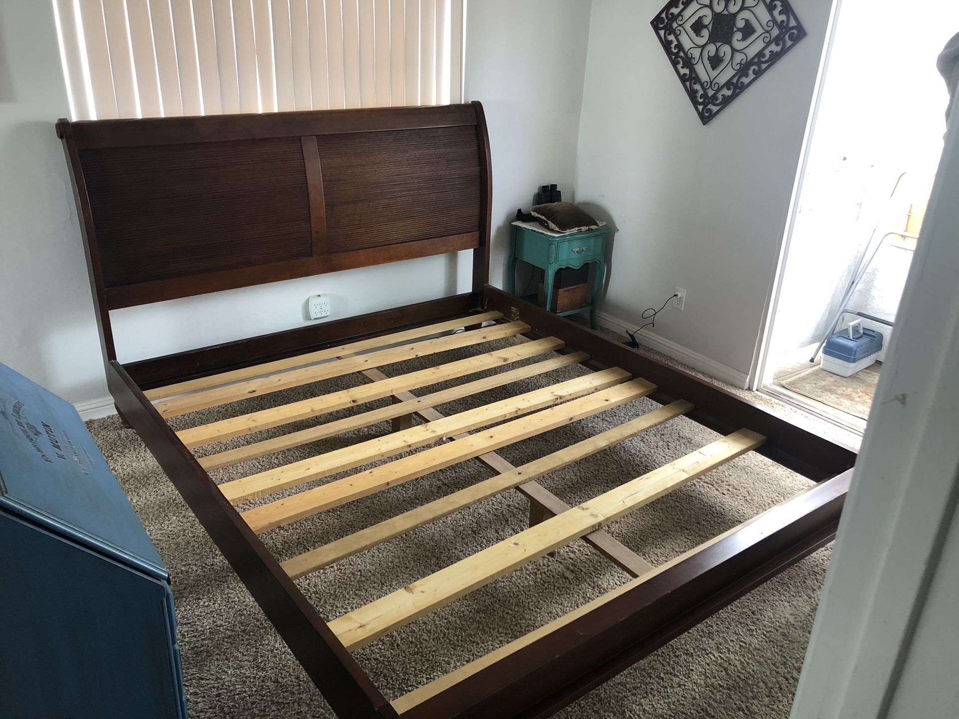 Platform Bed California King Beautiful Solid Wood Must Go Sleigh Frame No Mattress