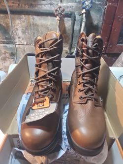 Timberland TiTAN 8" safety Toe Waterproof Work Boot