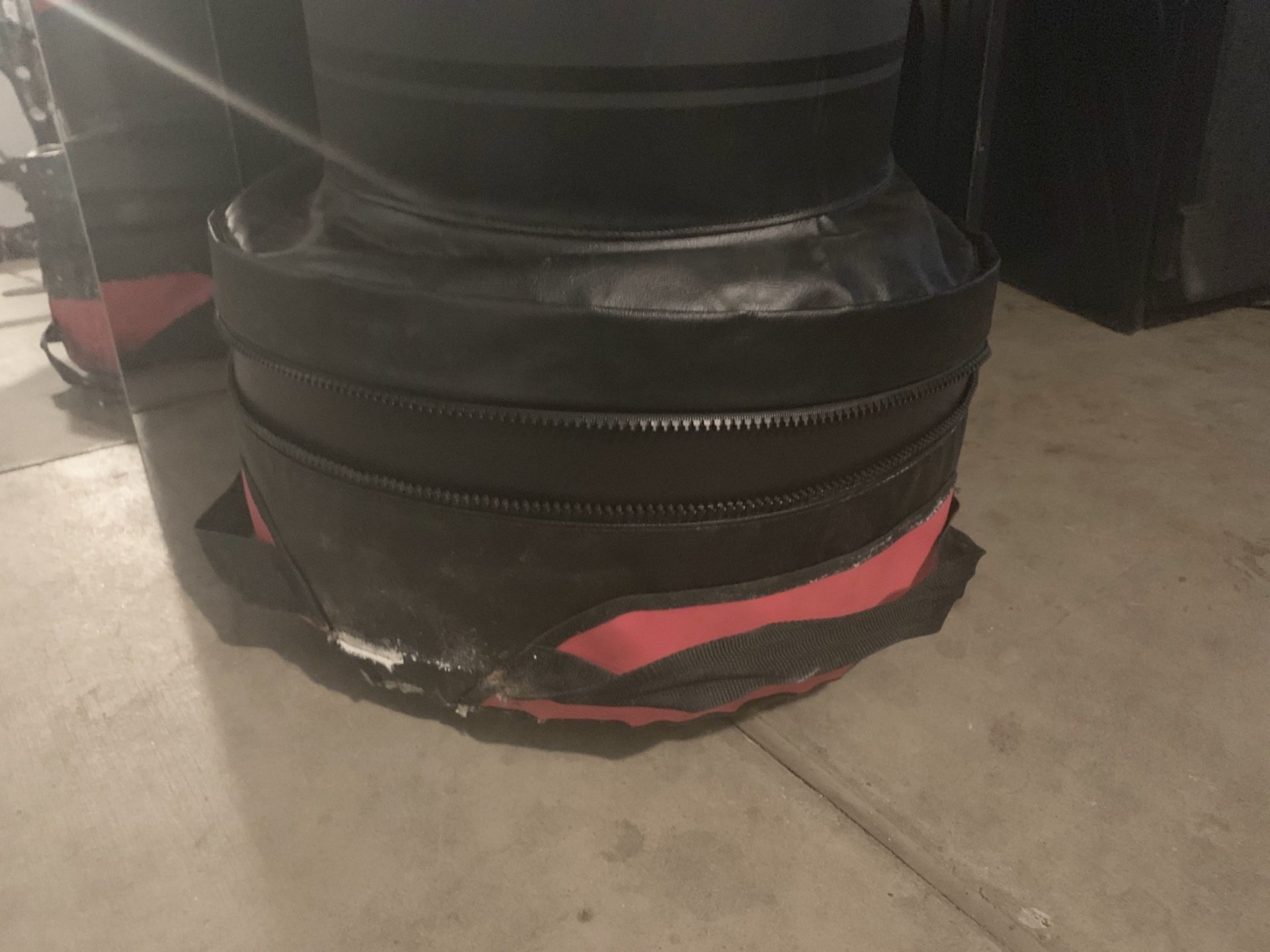 Century Arashi 770 stand up punching bag for Sale in Mesa, AZ OfferUp