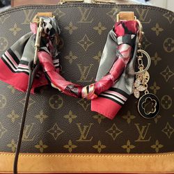 LV Purse