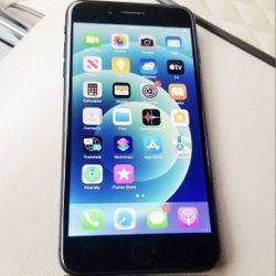 Big T-Mobile iPhone 8PLUS 64GB Excellent Condition 