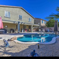 Free rocks. Self load