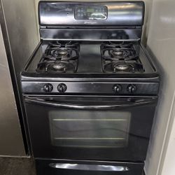 Frigidaire 30”Wide Gas Range Stove In Black 