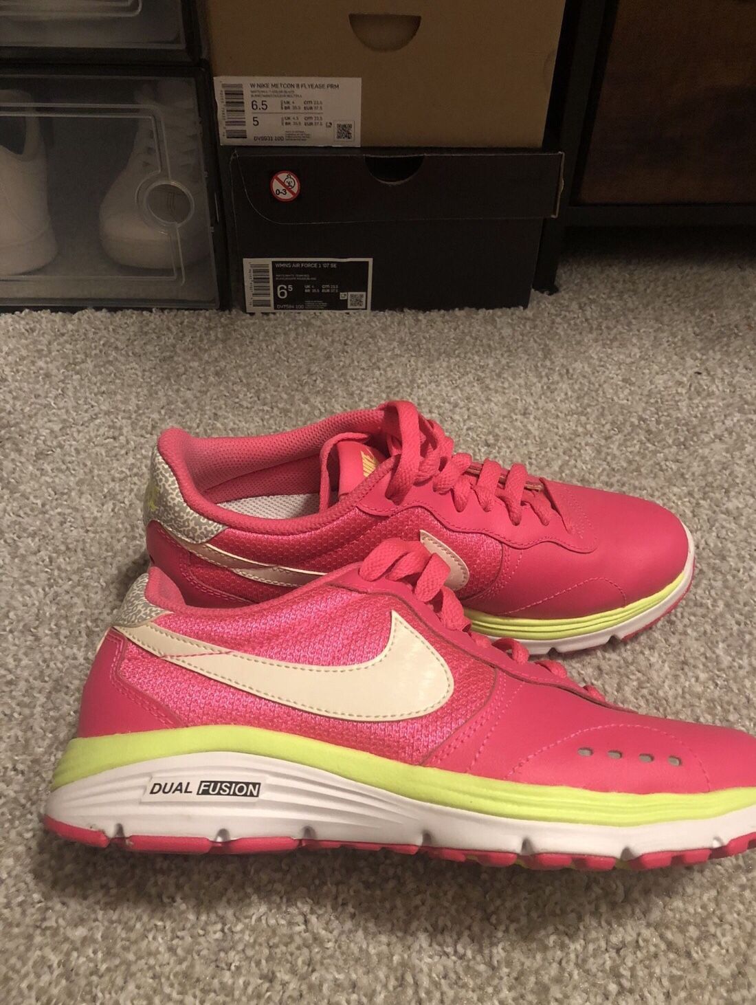 Women Nike Dual Fusion