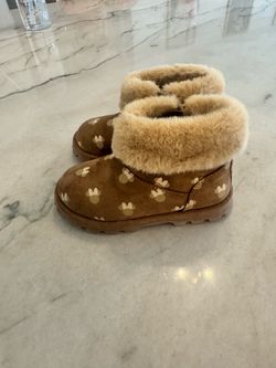 Zara Toddler Minnie Mouse Boots Size