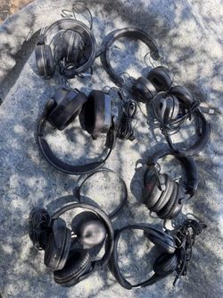 As is mixed assortment of headphones