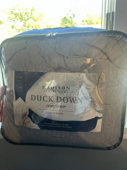 Bed Comforter (modern) 