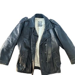 Rare vintage reza duro 100% cowhide leather black moto jacket. Men’s XXL UNISEX