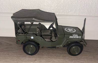 Solido 1942 Willys Jeep US Army - 8075 - 1:18 - Collectible Model Replica